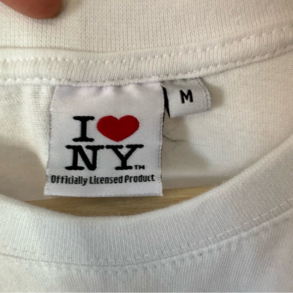 2/$20 - Authentic I Love NY White Heart Tshirt - Size M - Picture 5 of 12